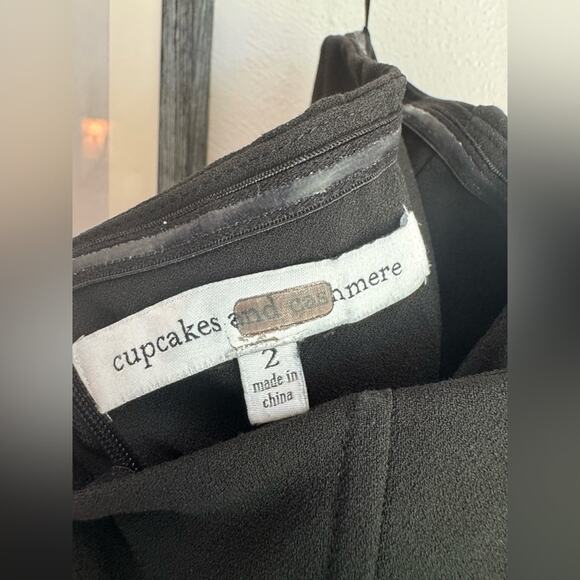 Cupcakes and Cashmere Black Jessalyn Jumpsuit - Picture 9 of 9